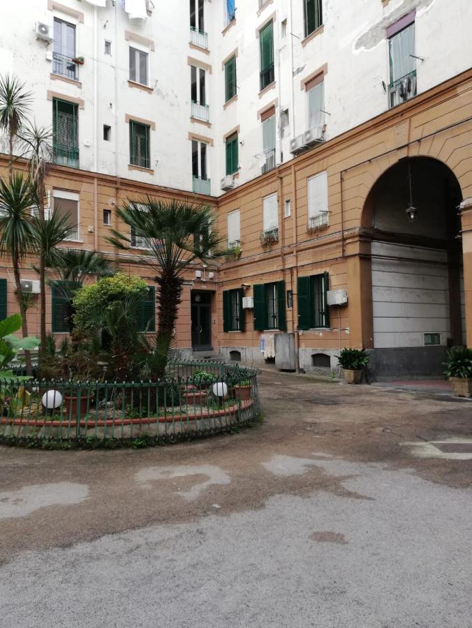 Casa Theodor B&B 那不勒斯 外观 照片